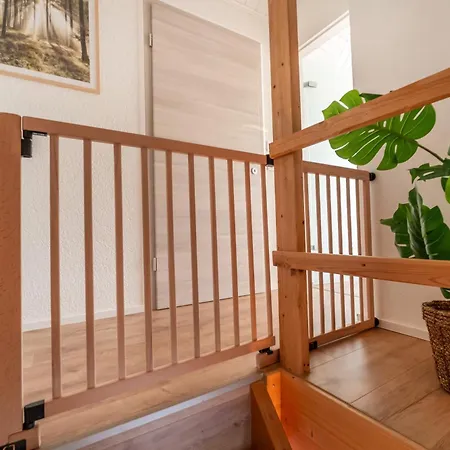 Ruhiges Maisonette-apartment Im Landhausstil Mit Weitem Ausblick *