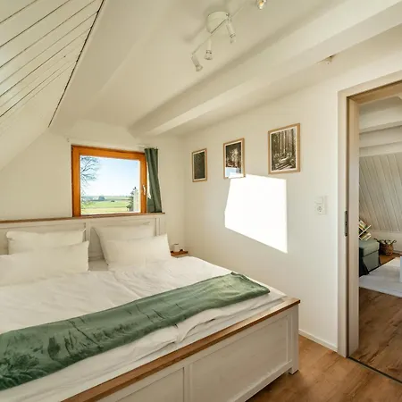 Ruhiges Maisonette-apartment Im Landhausstil Mit Weitem Ausblick Appartamento *