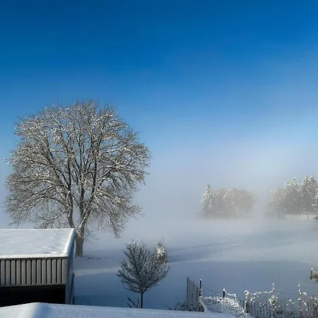 Ruhiges Maisonette-apartment Im Landhausstil Mit Weitem Ausblick *
